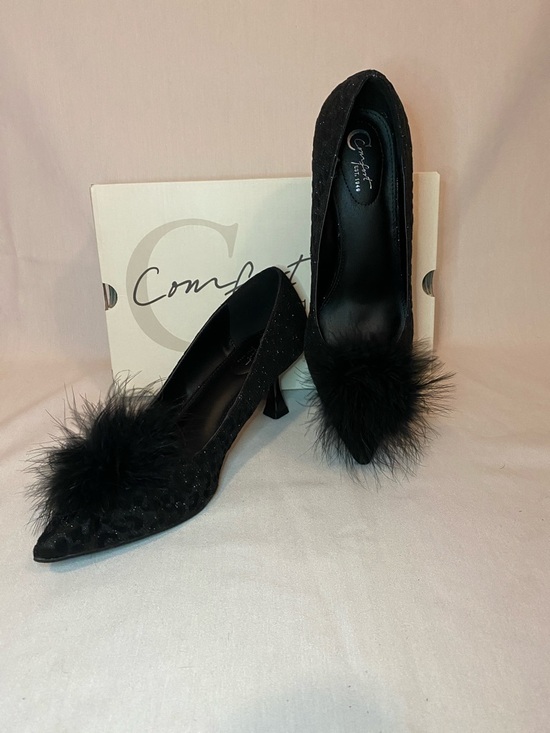 Cato'S Shoes - Black Pointed-Toe Pom-Pom Kitten Heels